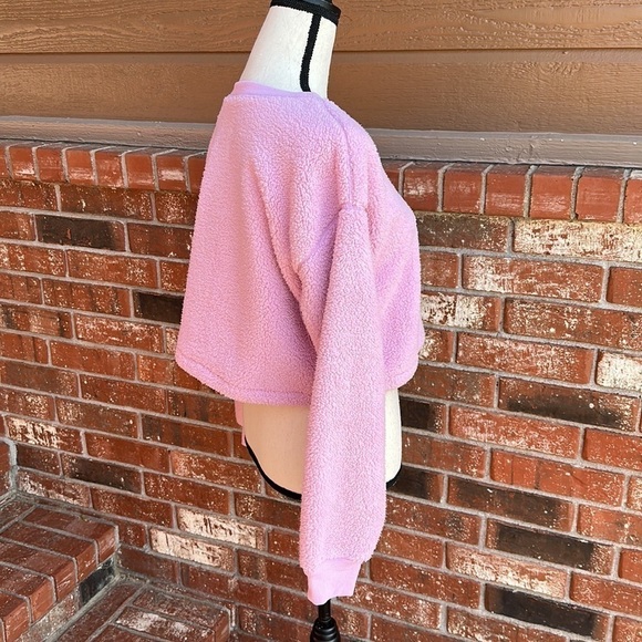 Splendid Women's Sundown Ashley Pullover Cropped Sweatshirt in Bubble Gum Medium - Picture 4 of 7